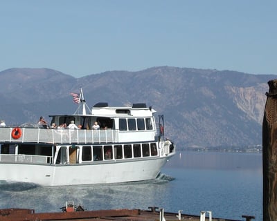 Cruise From Chelan to Stehekin With Narration
