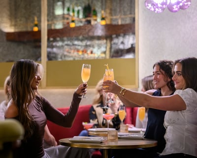 Upper King Street Cocktail Tasting Tour in Charleston