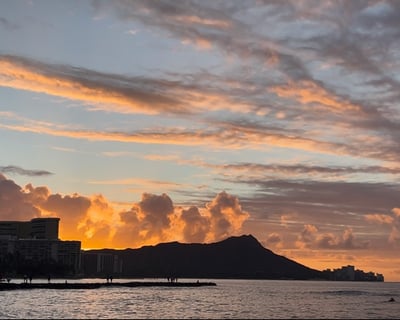 Sunrise Surf Lesson in Honolulu