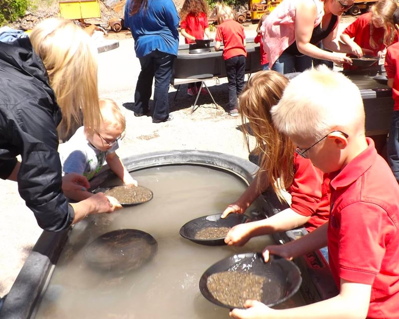 Gold Panning at Historic Crystal Gold Mine in Kellogg