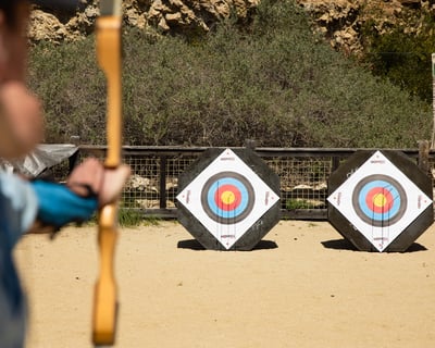 Oceanfront Archery Lesson and Practice