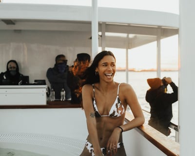 Single Tub - Washington DC Hot Tub Boat Tour