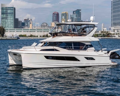 San Diego Bay 4-Hour Catamaran Charter