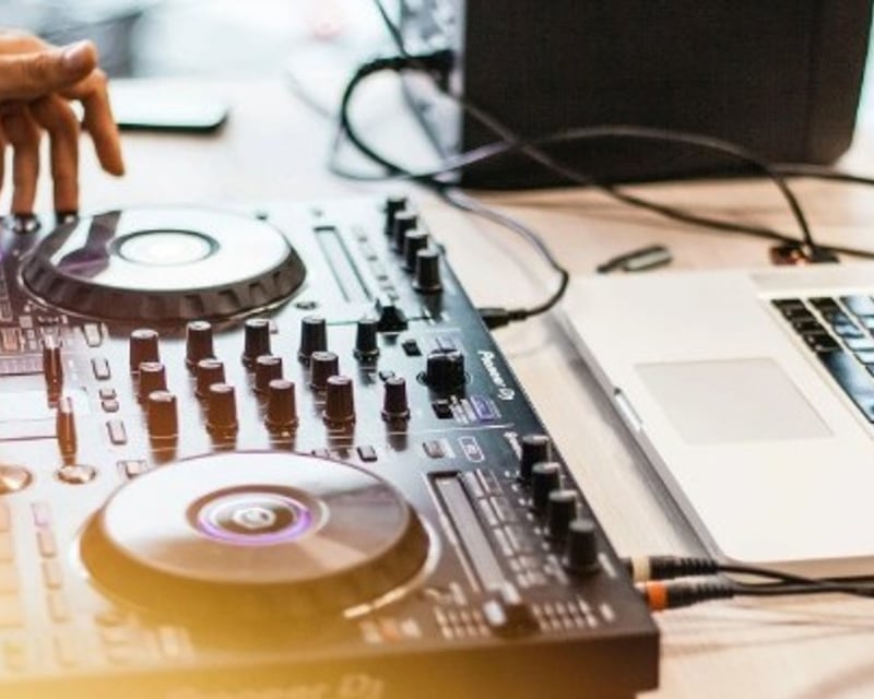 Hosted Karaoke Party Rental in Denver