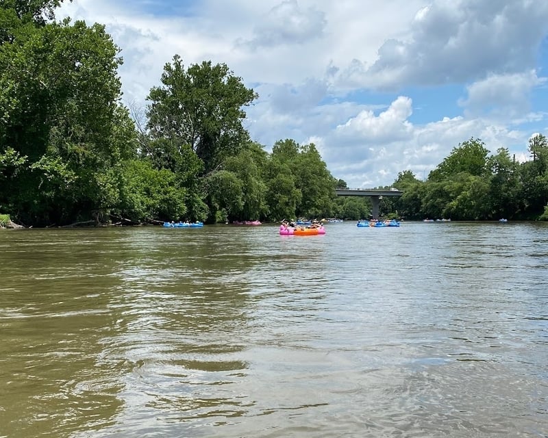 6-Mile Biltmore Estate Kayak Tour in Asheville