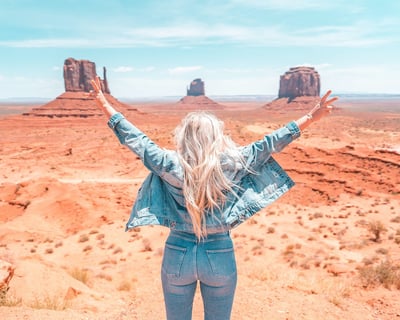 Monument Valley Air & 4x4 Ground Tour From Phoenix