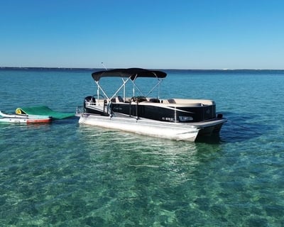 Crab Island 4-Hour Pontoon Charter