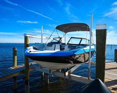 Explore Cape Coral on a 19' Jet Boat Rental