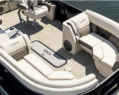 Luxury Pontoon Boat Rental in Okauchee