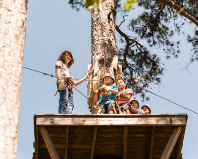 6-Line Zipline Tour in LaRue