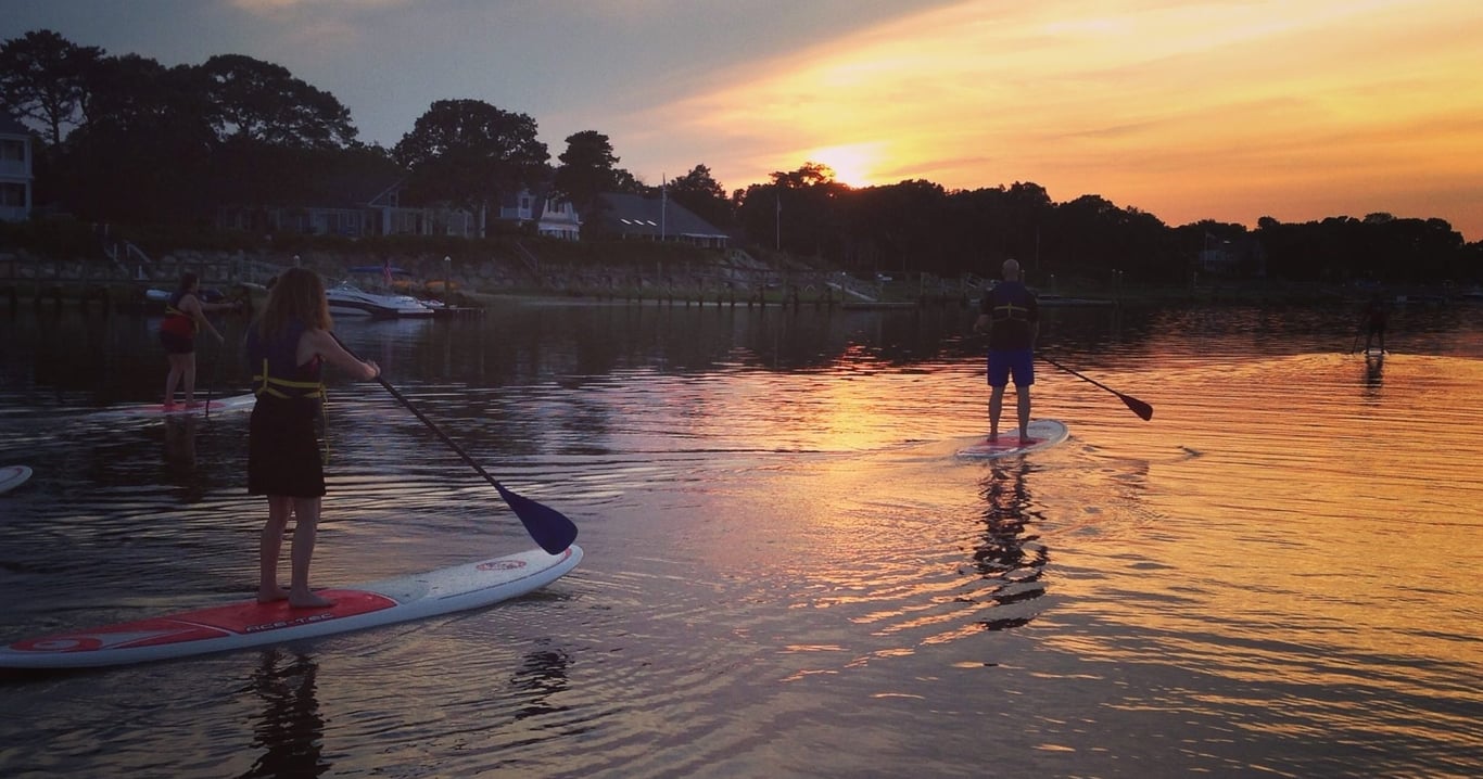Cape Cod Sunset Paddleboard Tour in Sandwich