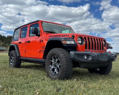 Jeep Wrangler Rubicon Rental in Duck Creek Village