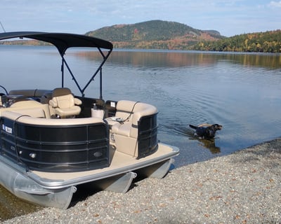 Moosehead Lake 22' Tritoon Boat Rental