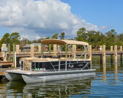 40 HP Pontoon Boat Rental in Panama City