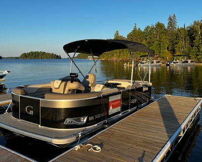 21-Foot Tahoe/Grand Island Tri-Toon Rental