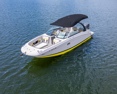 27' Boat Rental in Cape Coral