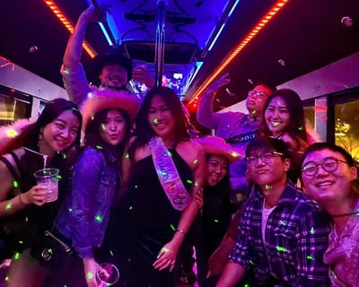 Las Vegas Nightclub Crawl by Party Bus