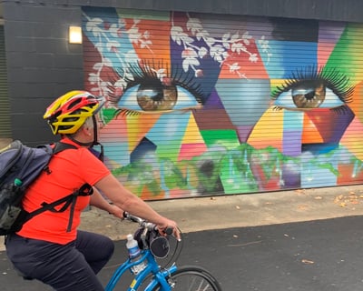 Waikiki Bike Tour with 6 Hawaiian Food Stops