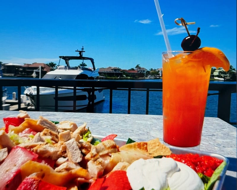 Private Lunch Cruise to Waterfront Restaurants, Marco Island