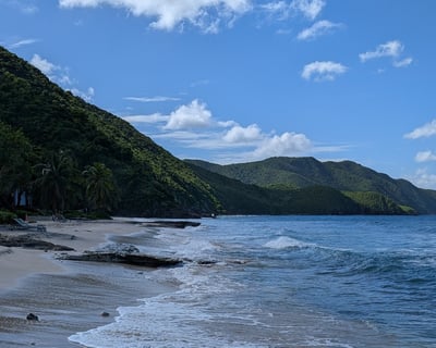 Guided 6-Mile Kayak Tour in St. Croix