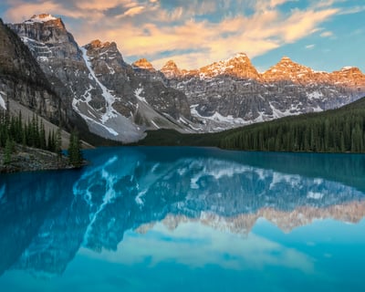 Private Sunrise Tour To Moraine Lake & Lake Louise