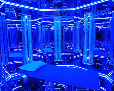 20-Minute Blu Room Light & Sound Relaxation Session