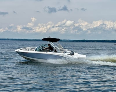 Afton 21' Ski Boat Rental