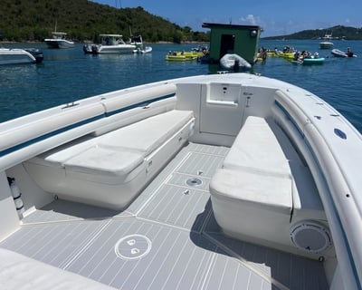 St. Thomas 37' Private Boat Charter