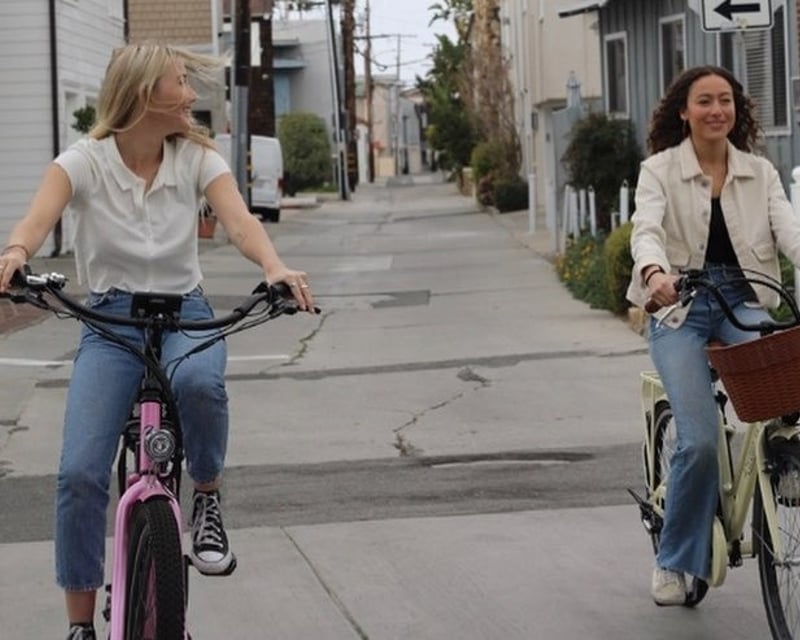 10.5-Mile Back Bay Loop E-Bike Tour in Newport Beach