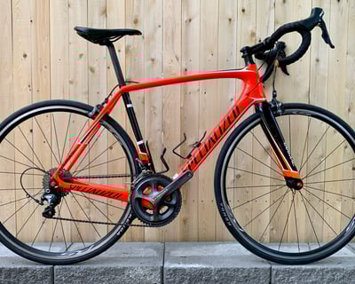 High-Performance Road Bike Rental in Edgartown