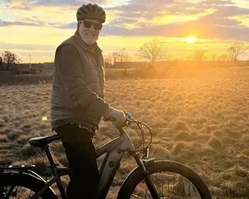 East Hampton Estates & Beach E-Bike Tour from Amagansett