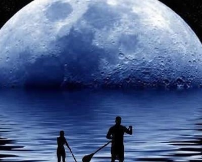 Paddle a Full Moon Kayak Tour in Dewey Beach