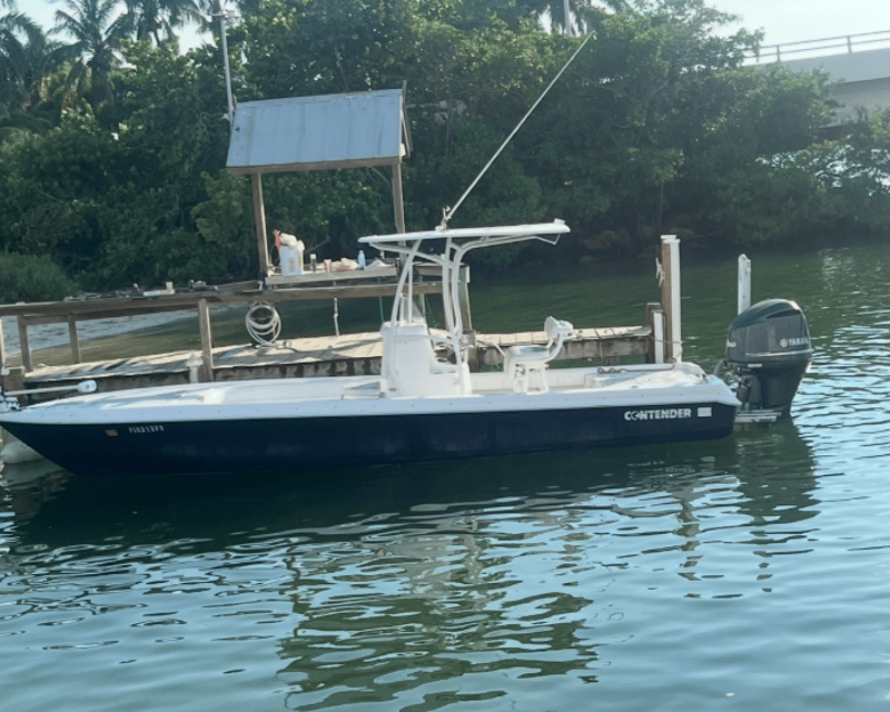 Inshore & Offshore 25' Boat Charter in Sarasota