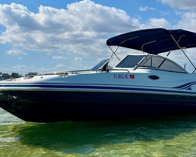 Miami Bay Private Boat Tour on a 26-Foot Hurricane
