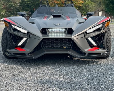 Drive a Polaris Slingshot Rental in Maggie Valley