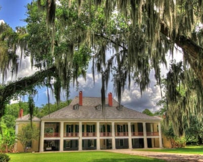 New Orleans Plantation & City Driving Tour