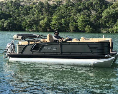 Aqua Patio 235SB Tritoon Rental on Lake Austin