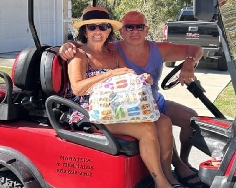 Lifted 4-Seater Golf Cart Rental in Homosassa
