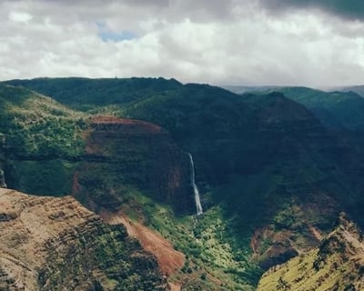 Guided Waimea Canyon & Waterfalls Tour