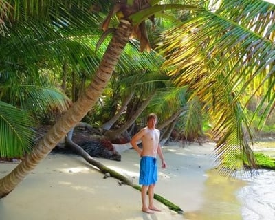 Secret Beach Hike & Snorkel in St. Thomas