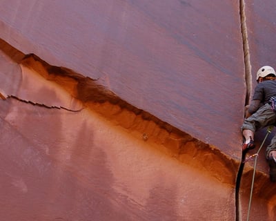 Crack Climbing Guided Tour in Indian Creek