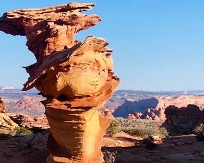 Private Guided Hike in Coyote Buttes South