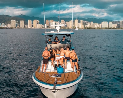 Private 3.5-Hour Waikiki Snorkel Charter