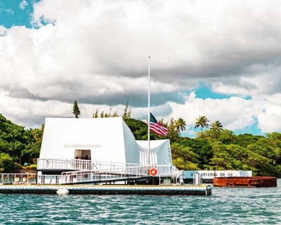 Pearl Harbor & Oahu Guided Tour With Flights