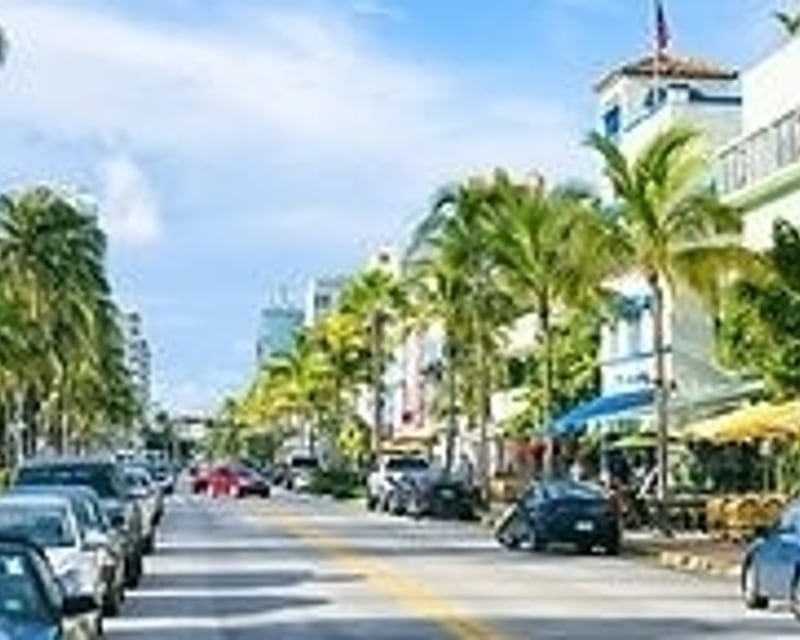 South Beach Food & Art Deco Walking Tour