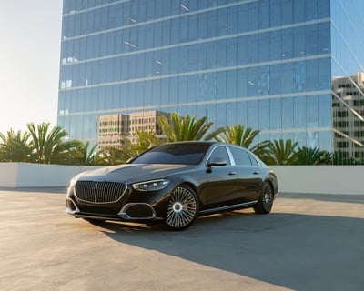 Mercedes S580 Maybach Rental in Huntington Beach