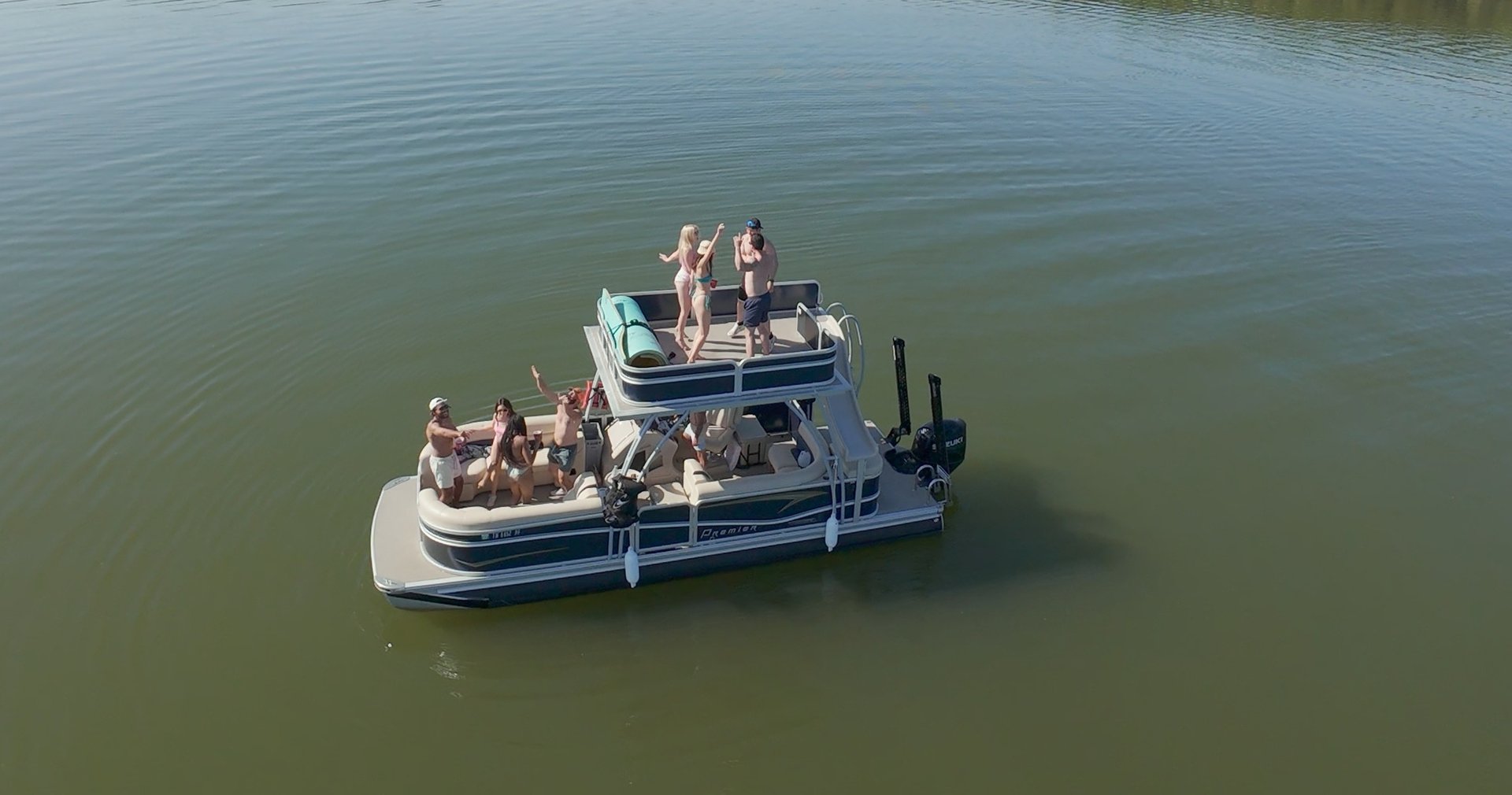 Cruise Percy Priest Lake on a 25' Slide Pontoon | Greetwell