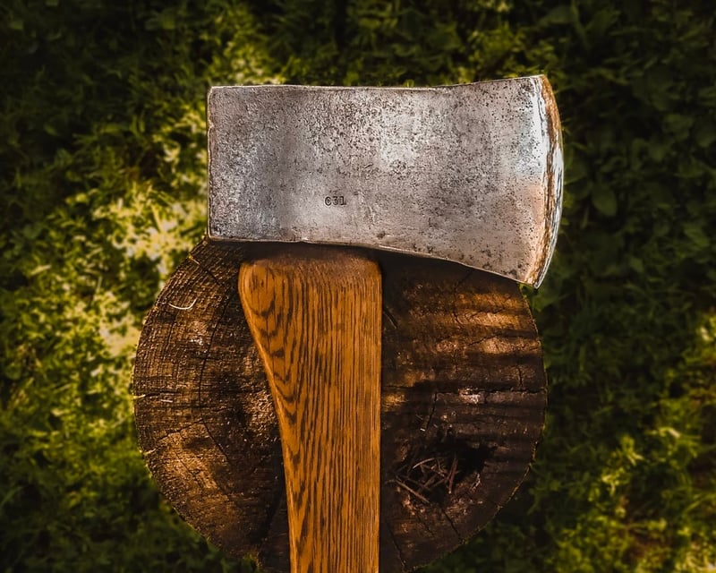 Private Axe Throwing Lesson in Fayetteville