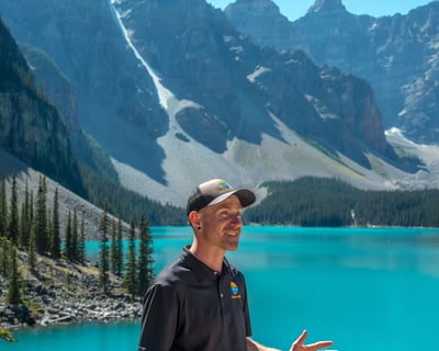 Explore Lake Louise & Moraine Lake Guided Tour