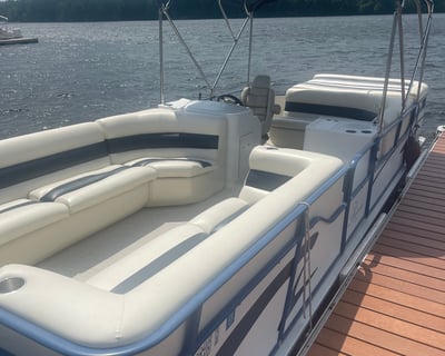 Pontoon Rental With 90HP+ Motor at Swinging Bridge Reservoir
